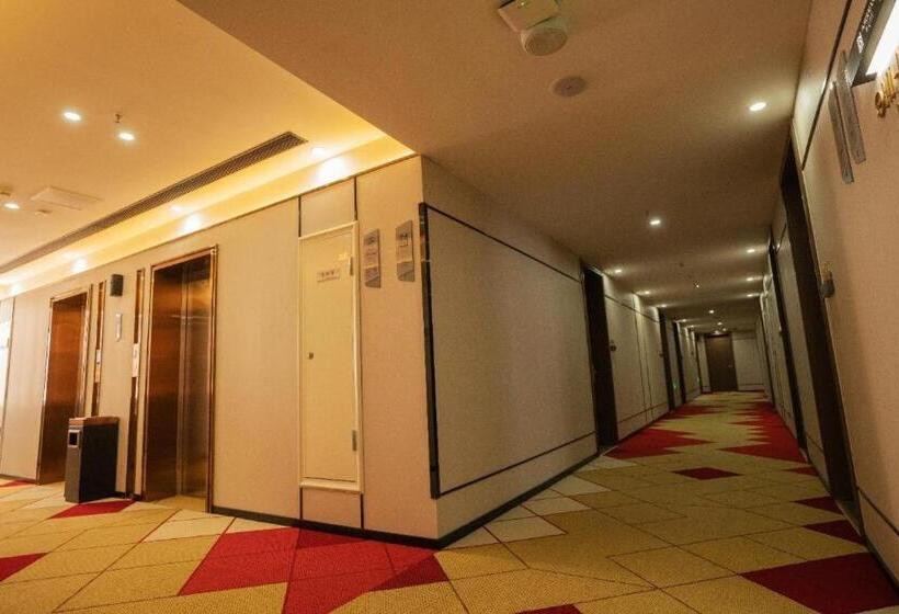 Borrman Hotel Zoucheng Huamaowan Mall