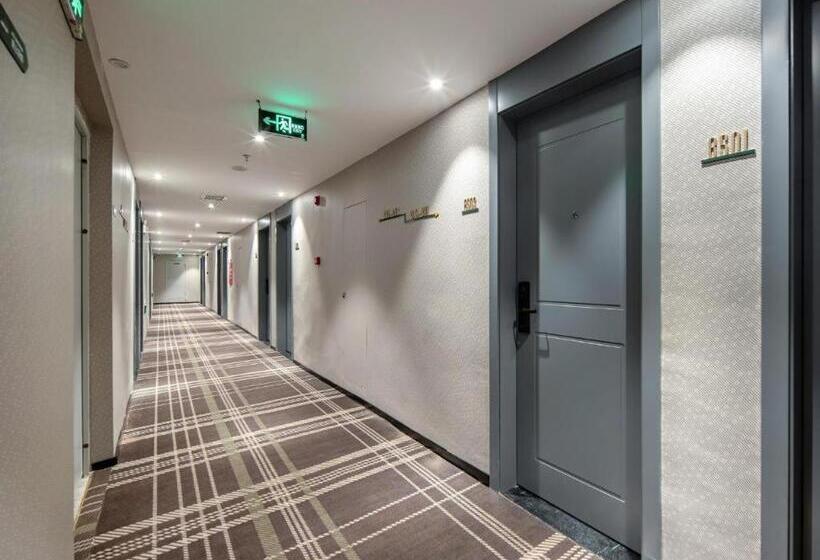 City Comfort Premier Hotel Qinzhou Lingshan Traditional Chinese Medicine Hospital Gymnasium