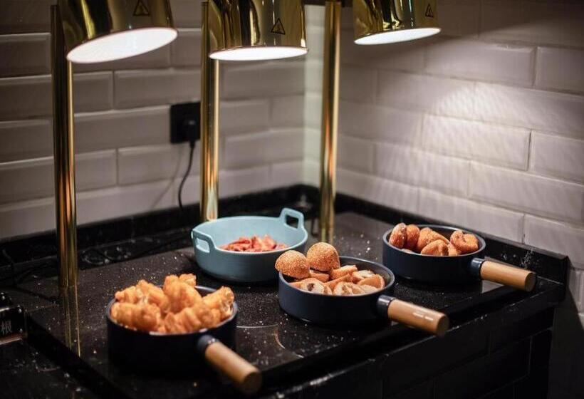 City Comfort Premier Hotel Qinzhou Lingshan Traditional Chinese Medicine Hospital Gymnasium