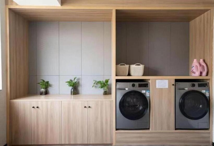 Echarm Hotel Zhanjiang Zhanchuan Avenue Wanda Plaza