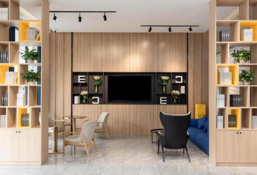 Echarm Hotel Zhanjiang Zhanchuan Avenue Wanda Plaza