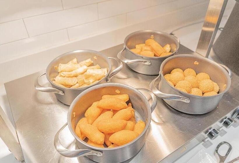 Echarm Hotel Zigong Machishui Wanda Plaza