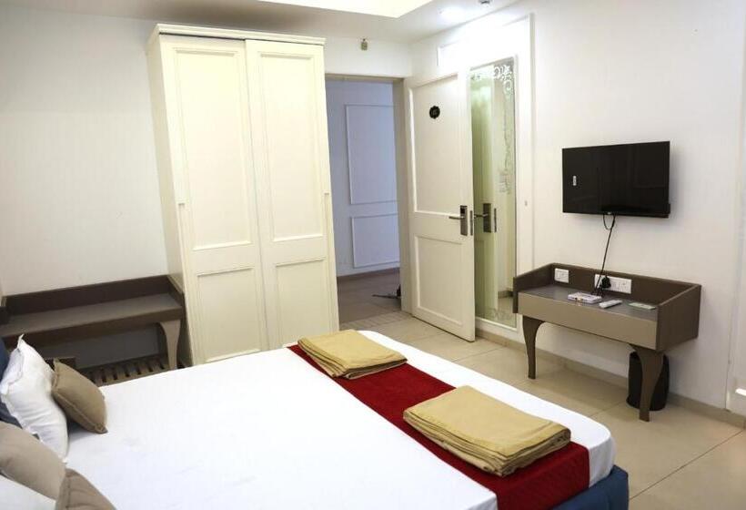 호텔 Baroda Banquets