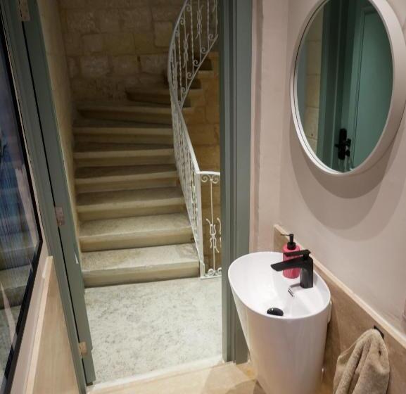 هتل Battery House