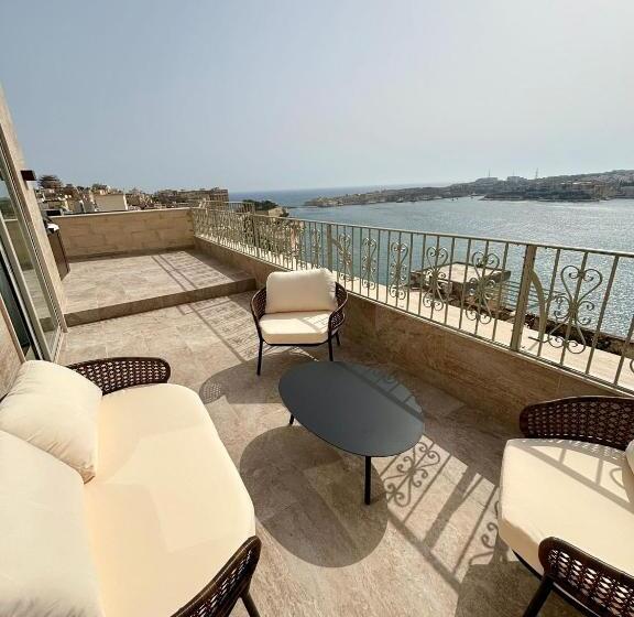 هتل Battery House