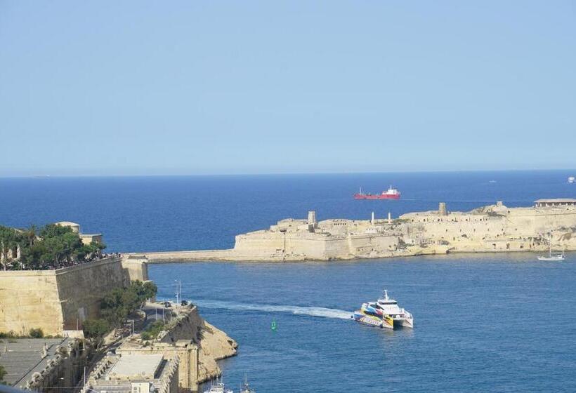 هتل Battery House