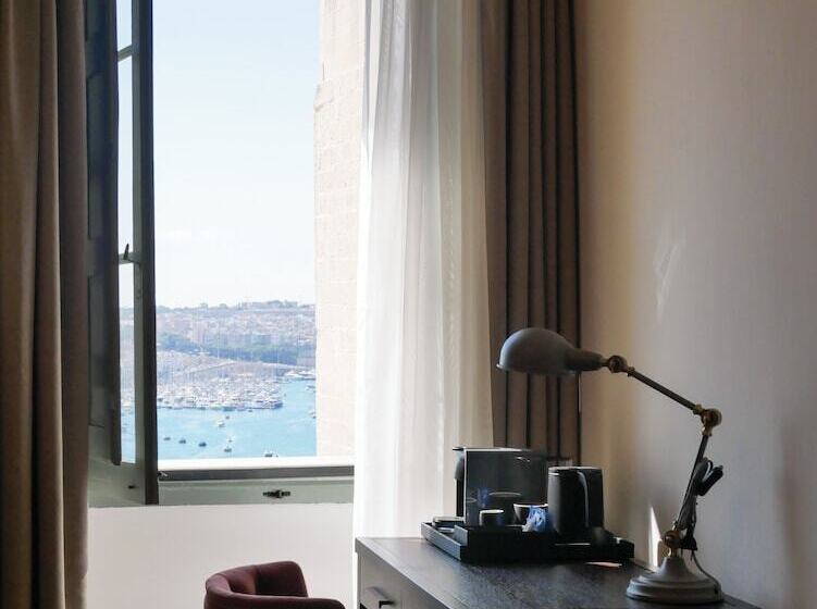 هتل Battery House