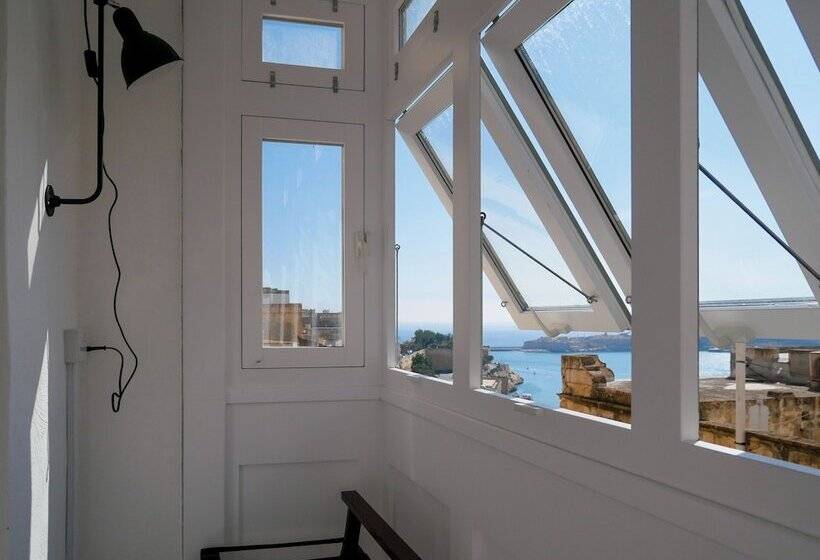 هتل Battery House