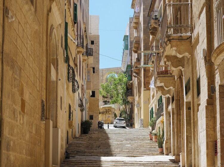 هتل Battery House