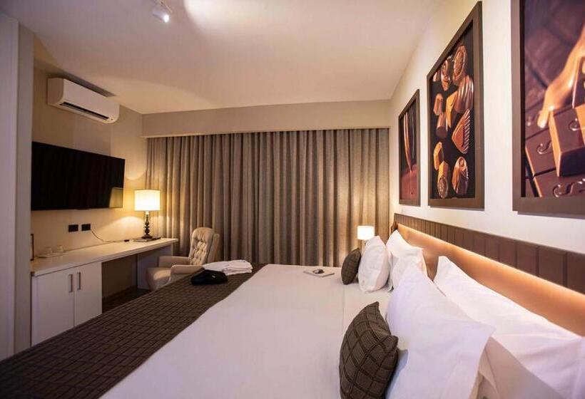 فندق Bendito Cacao Family Resort