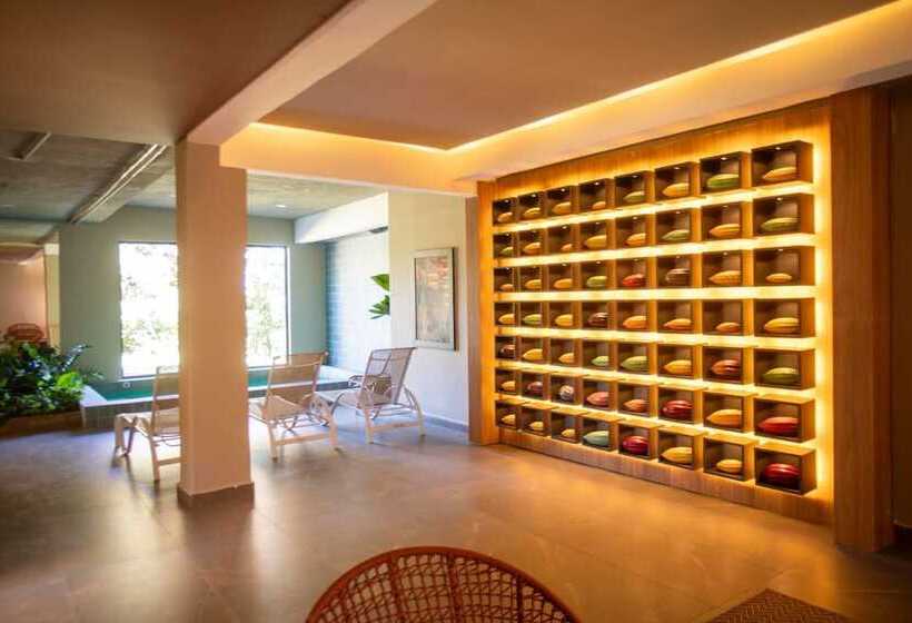 فندق Bendito Cacao Family Resort
