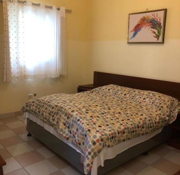 Отель Bom Amigo