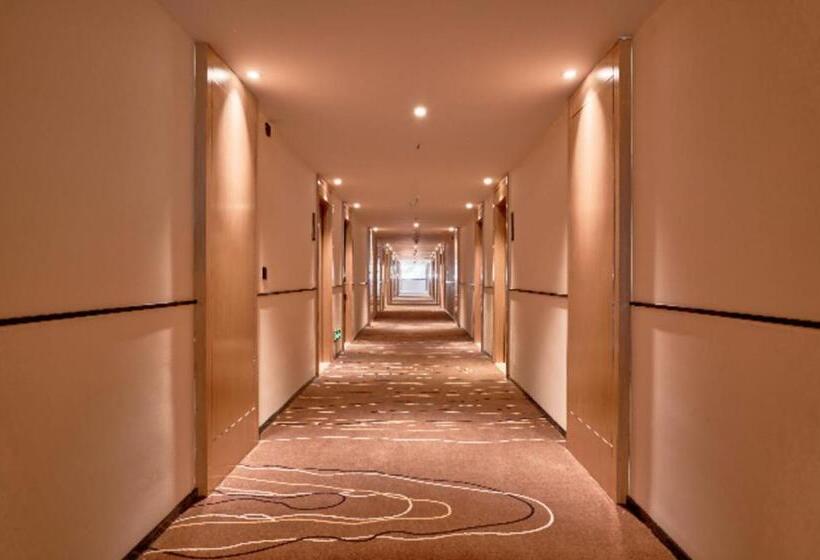 Отель City Comfort Inn Shaoyang Jiangbei Plaza