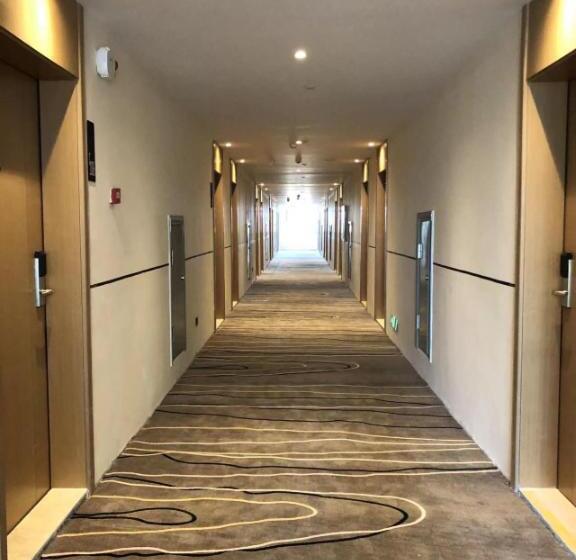 Отель City Comfort Inn Shaoyang Xinshao