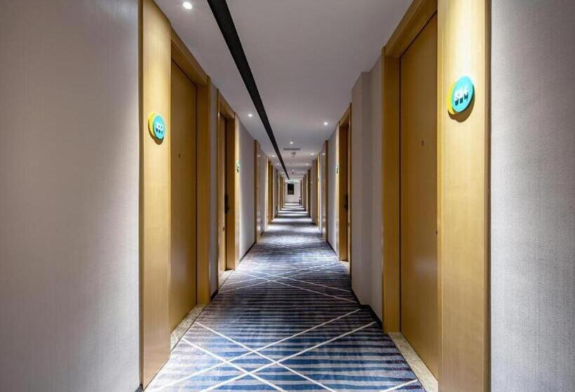 호텔 City Comfort Inn Shiyan Yunyang District Government