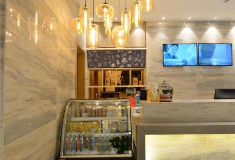 هتل City Comfort Inn Wuhan Optics Valley Ouyada Yangjiawan Metro Station