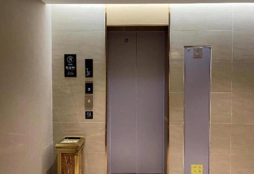 Otel City Comfort Inn Wuhan Yangluo Wanda Plaza