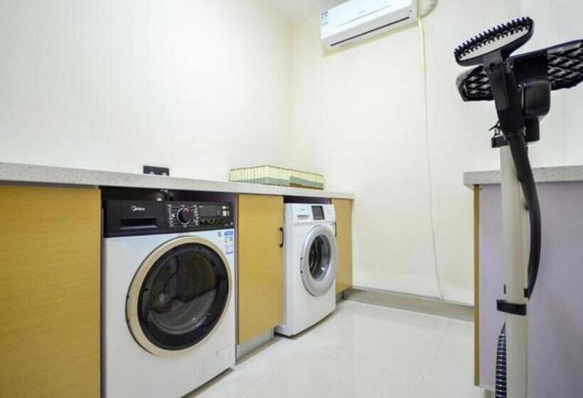 בית מלון כפרי City Comfort Inn Wuhan Yuanlin Road Metro Station