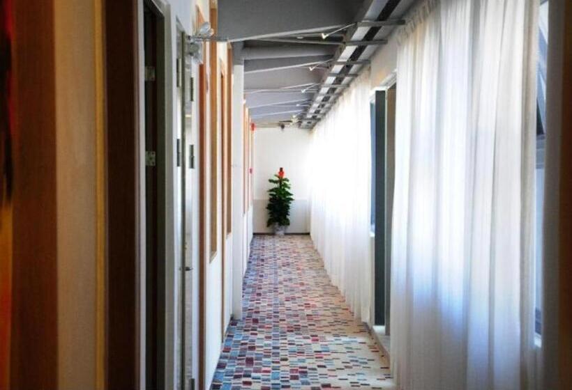 בית מלון כפרי H Life