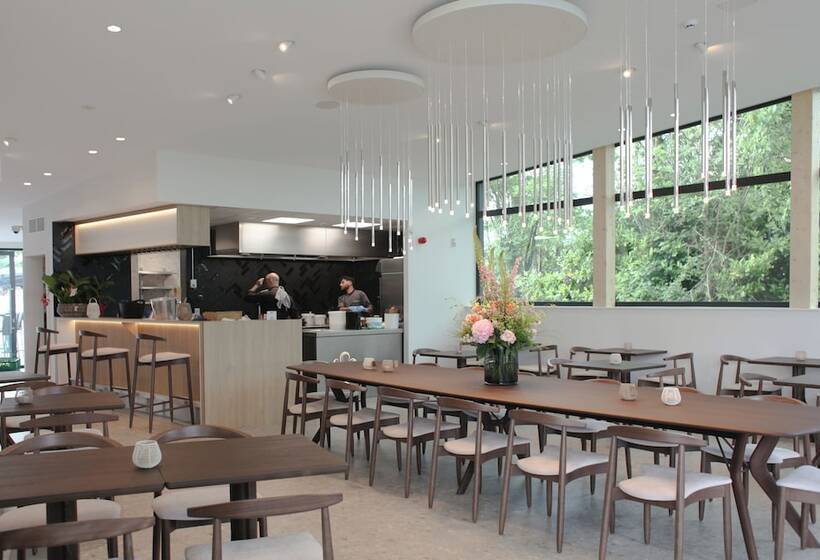 ホテル Hôtel Les Fines Gueules