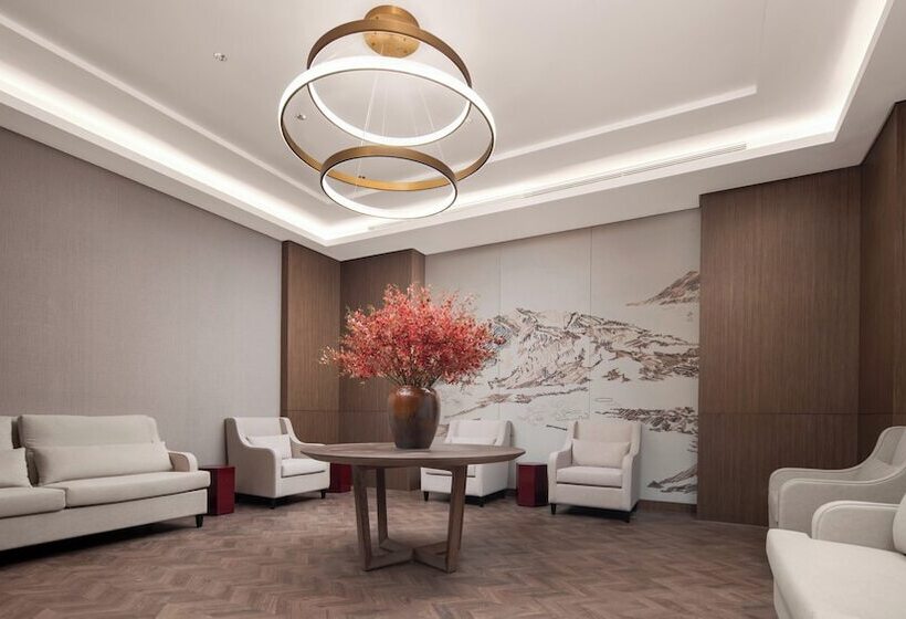 Отель Holiday Inn Shijiazhuang High Tech Zone, An Ihg