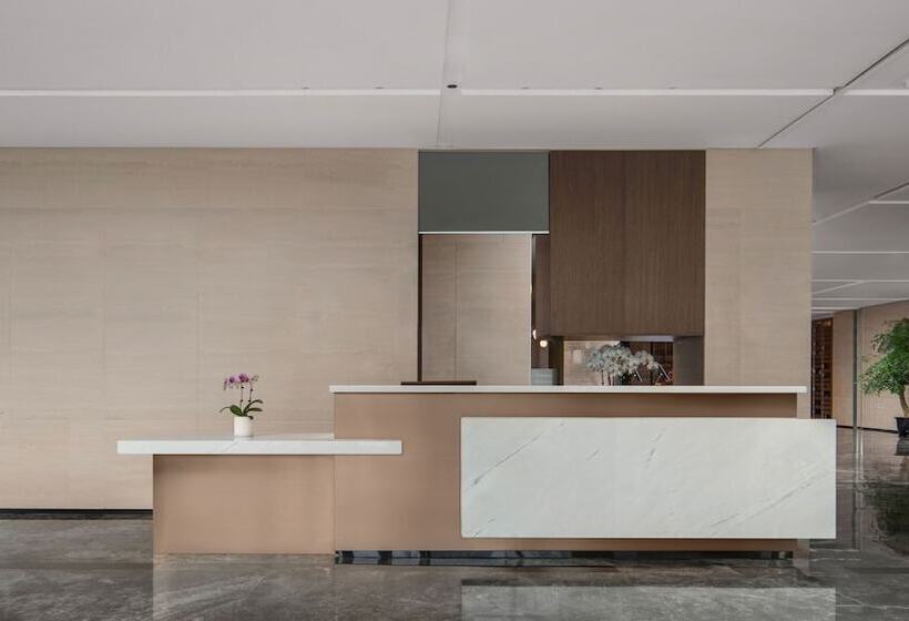 Отель Holiday Inn Shijiazhuang High Tech Zone, An Ihg