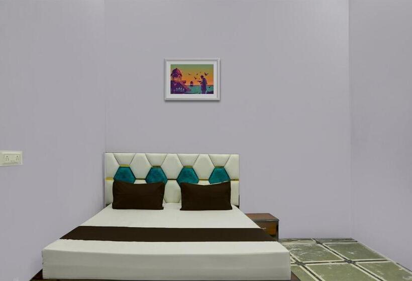 Отель Oyo Heaven