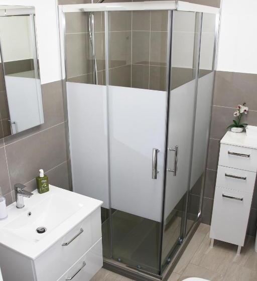 호텔 Rest And Restaurant In Roveredo