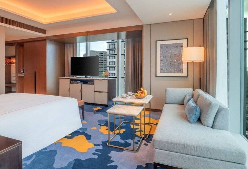 هتل Solaire Resort North