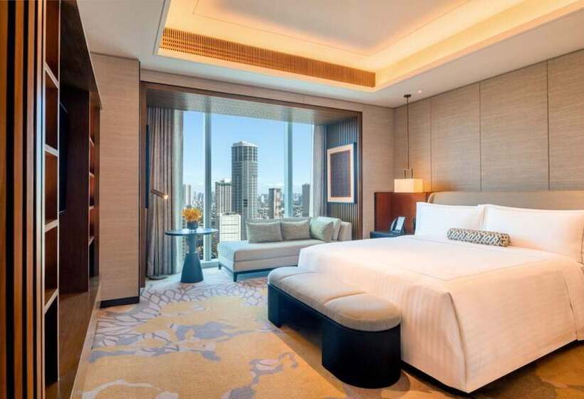 هتل Solaire Resort North