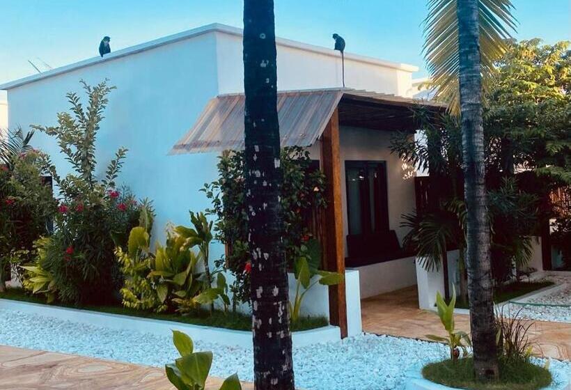 هتل The Bali Resort Zanzibar