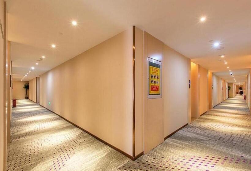 Lavande Hotel Wuhan Houhu Avenue Xingye Road
