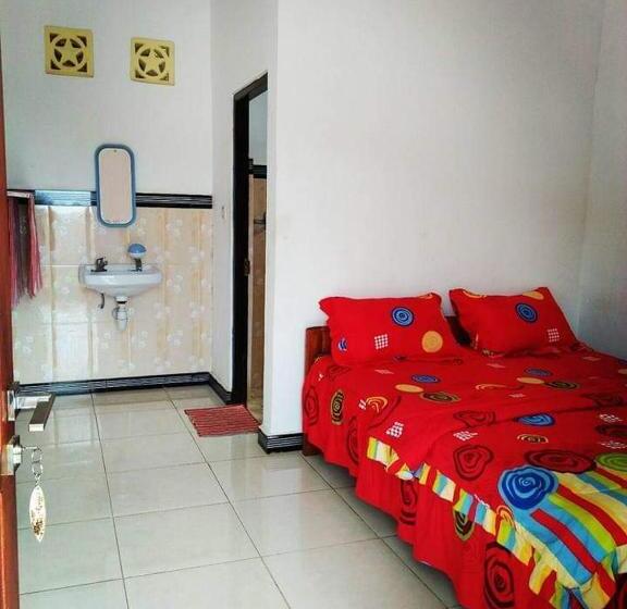 Пансион Chenty Lodge Moni