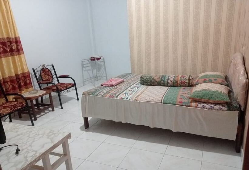 פנסיון Wisma Sederhana