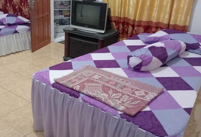 פנסיון Wisma Sederhana