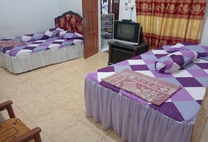 פנסיון Wisma Sederhana