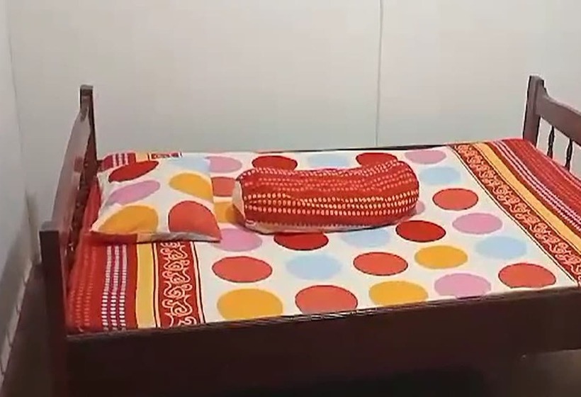 פנסיון Wisma Sederhana