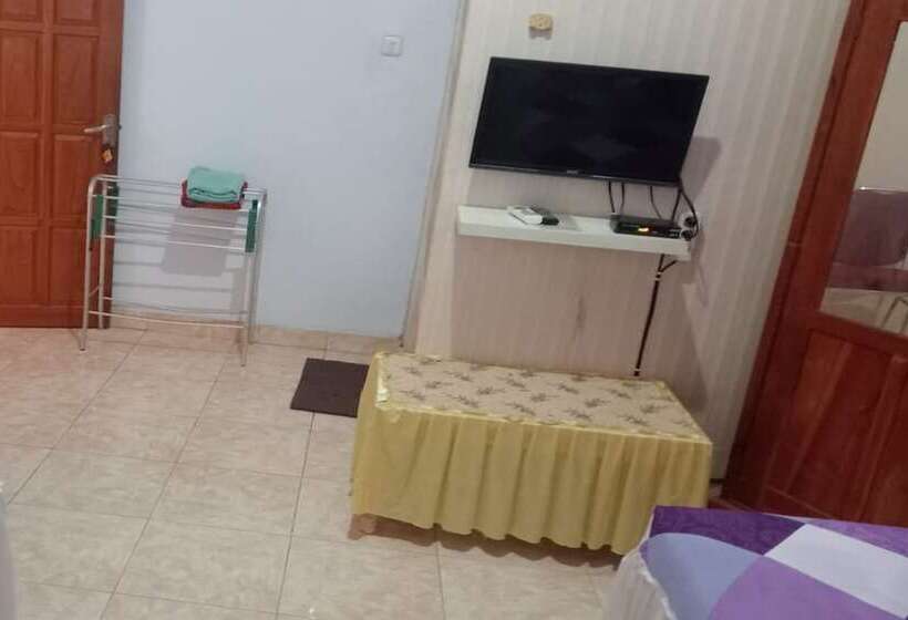 פנסיון Wisma Sederhana