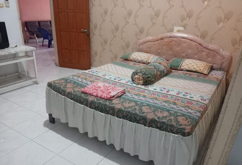 פנסיון Wisma Sederhana