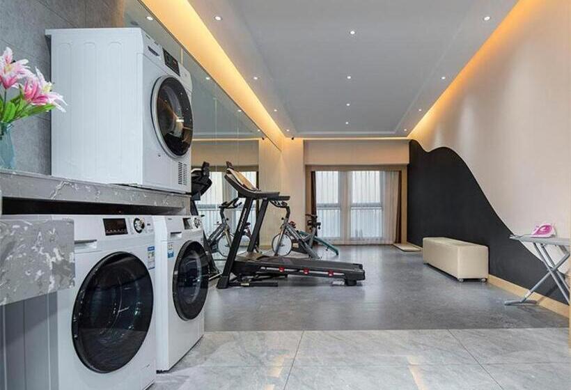 Vienna Hotel Tianjin Binhai New District Ocean High Tech Zone