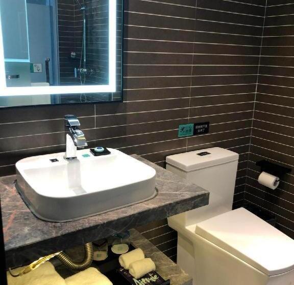 Xana Hotelle Zhengzhou Only Henan Movie Town