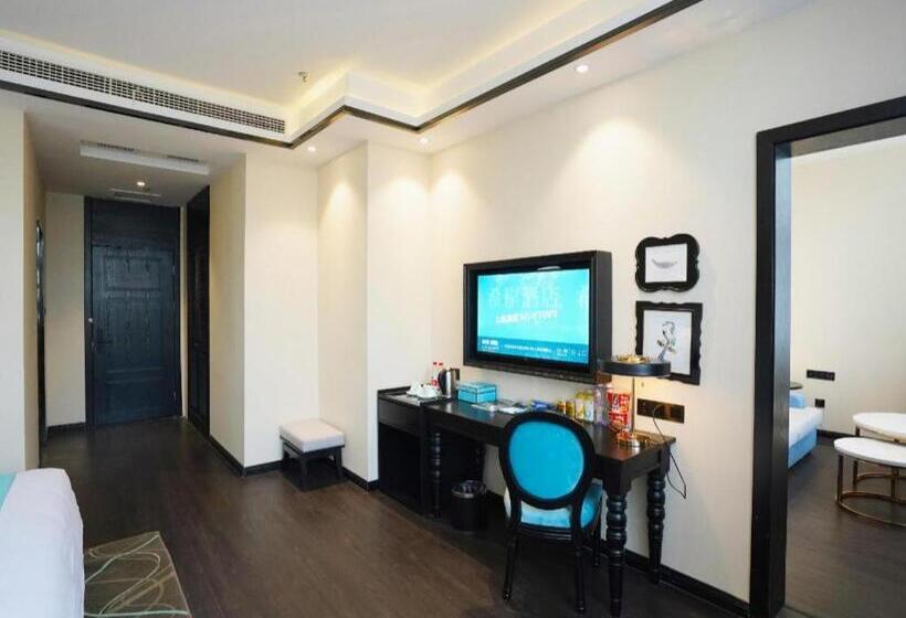 Xana Hotelle Zhengzhou Only Henan Movie Town