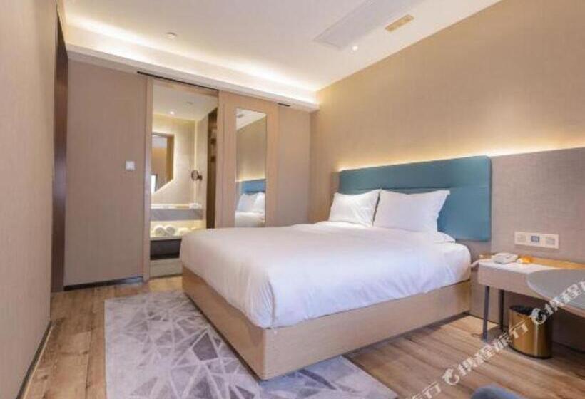 Zmax Hotels Shenzhen Lianhuacun Metro Station