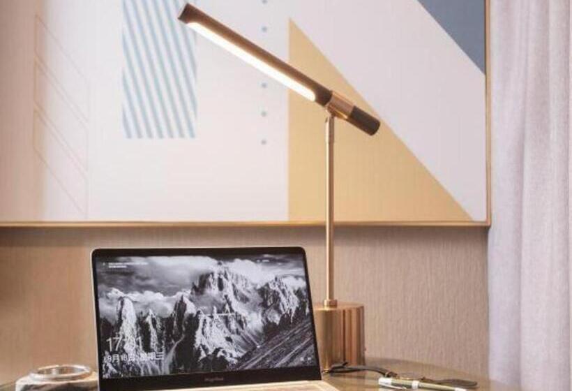 Zmax Hotels Shenzhen Lianhuacun Metro Station