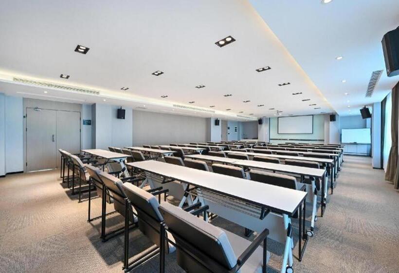 Atour Hotel Tianjin Wuqing High Speed Railway Station Florentia Village