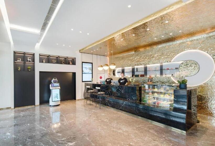 Atour Light Hotel Dalian Xinghai Plaza Henglong Shopping Center