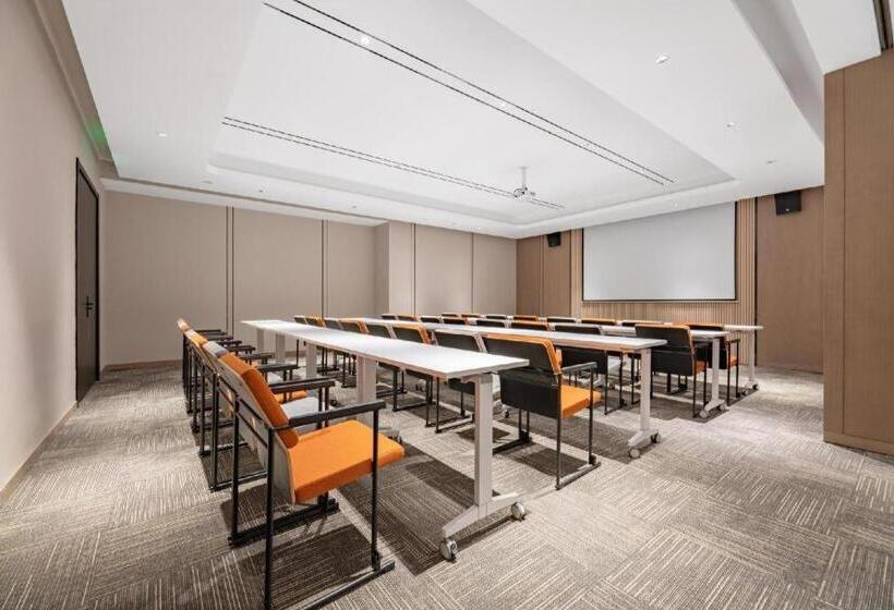 Atour Light Hotel North Dalian Station Huanan Plaza