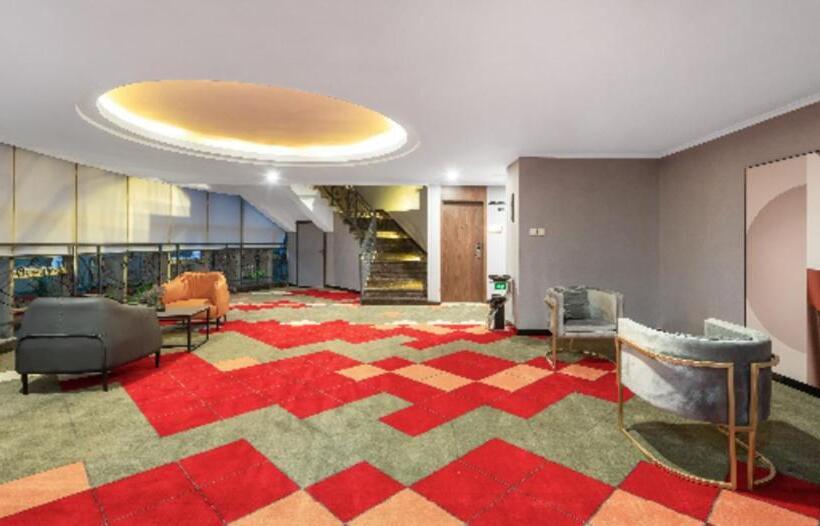 Borrman Hotel Chongqing Hechuan High Speed Railway Station District Government