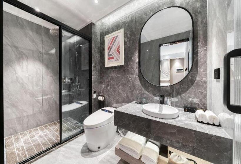 Borrman Hotel Deyang Wuzhou Square