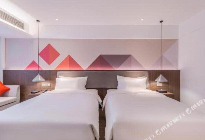 Borrman Hotel Hezhou High Speed Railway Station Guangming Avenue